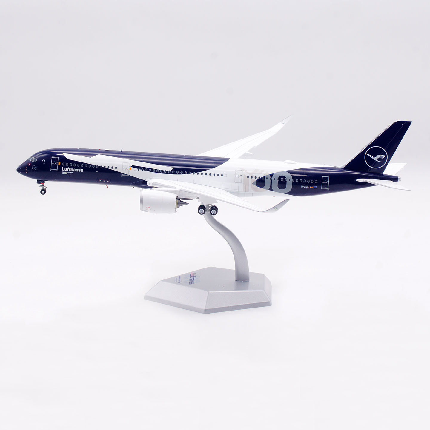 SQ汉莎A350-9001200合金模型