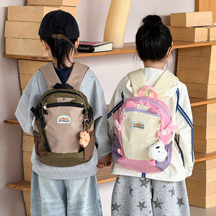 儿童幼儿园书包男童小学生户外双肩包潮酷洋气小女孩轻便研学背包