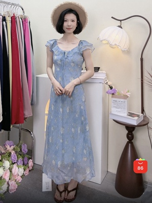 8860法式浪漫碎花荷叶边收腰连衣裙女泡泡袖2026夏季温柔甜美裙子