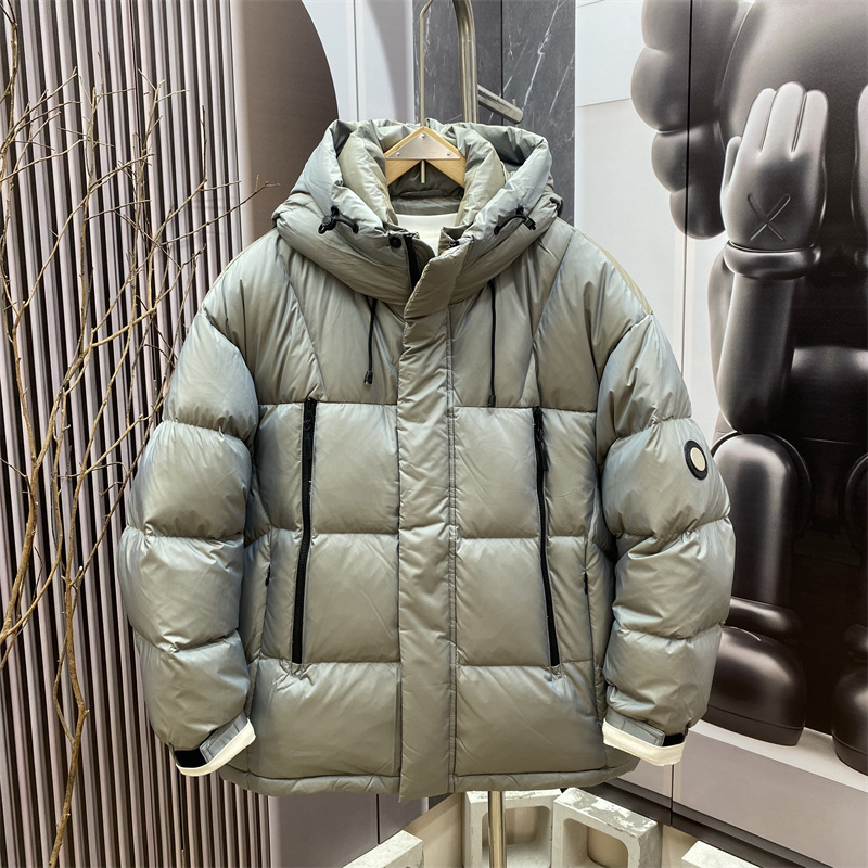 冬季新款美式短款连帽羽绒服