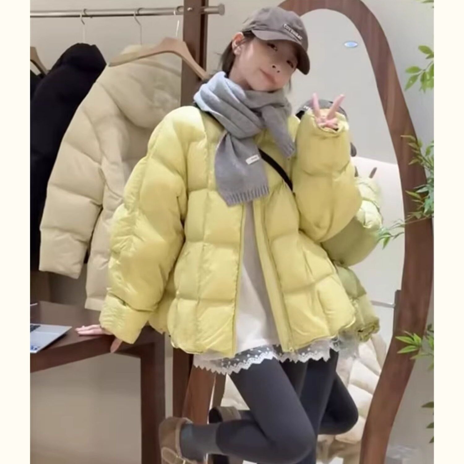 方块羽绒服女2026冬季新款宽松休闲圆领加厚大码棉衣外套女