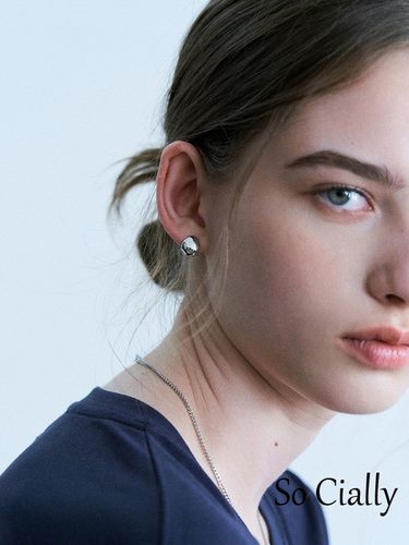 ADAUL小印章感小巧耳钉