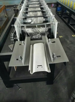 半自动125抗风卷帘门设备 125圆弧卷闸门设备 彩钢瓦设备