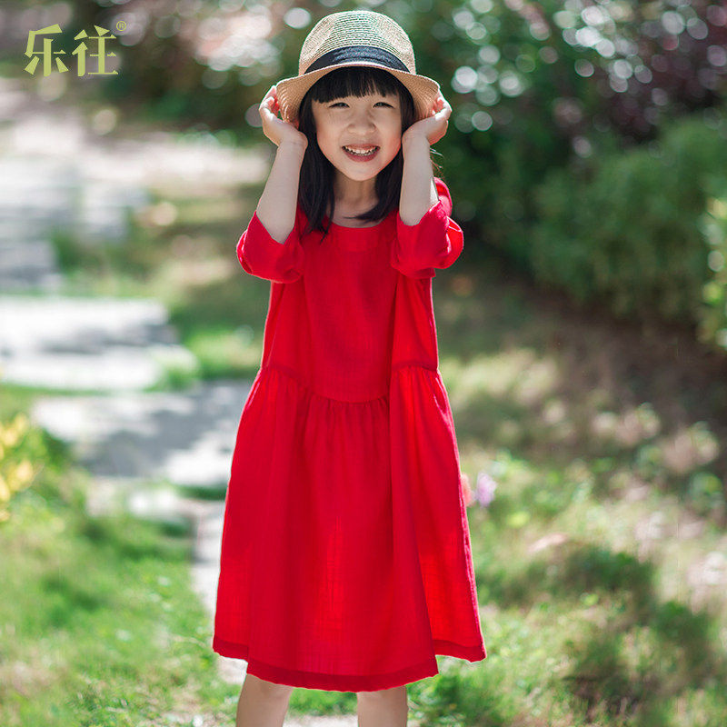 小乐往原创亲子装4课 夏大红色七分袖草原新疆旅游穿搭母女连衣裙