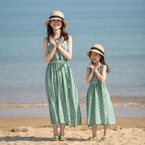 夏绿印花无袖清新姐妹母女连衣裙