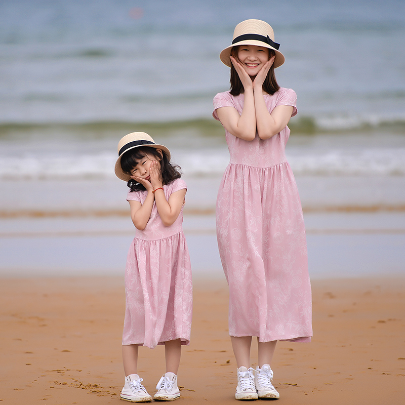 海边度假粉色亲子装贝壳袖夏季