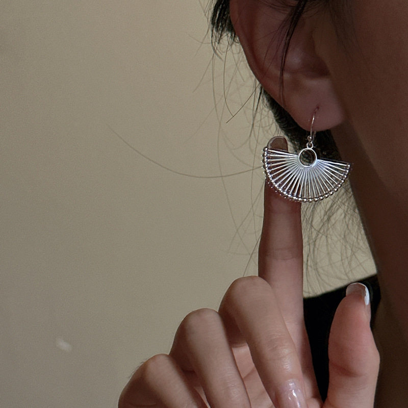 纯银镂空几何扇形耳环耳钩女