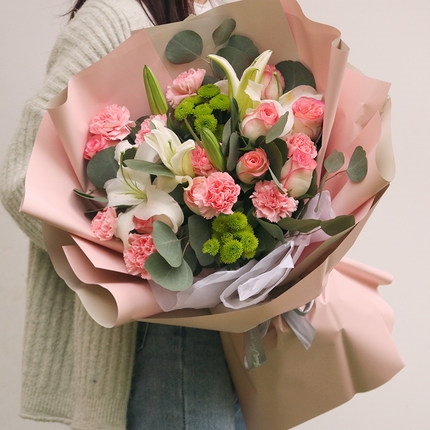 贵阳花溪区小河海纳广场小河珠江路大学城青岩古镇玫瑰生日鲜花店