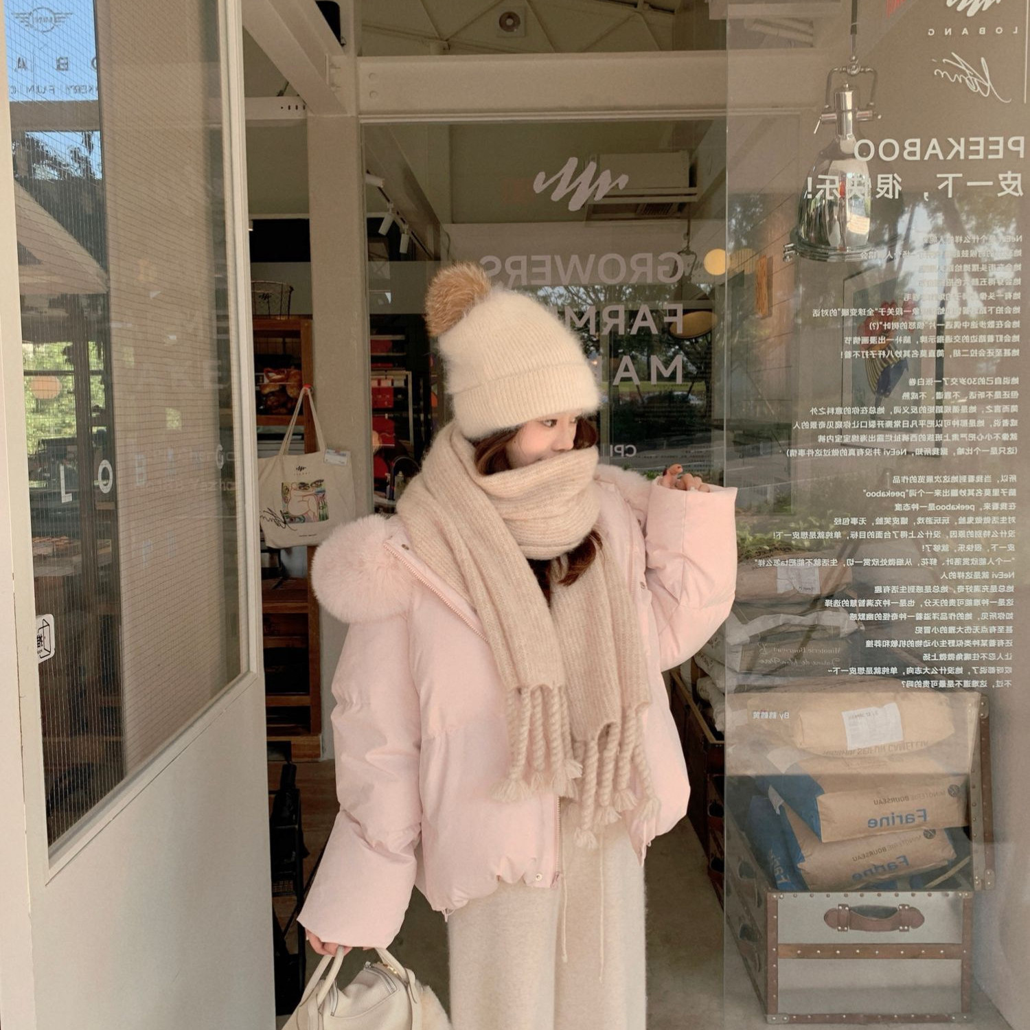 2025冬新款韩版连帽羽绒服外套女大毛领短款外套宽松显瘦百搭休闲