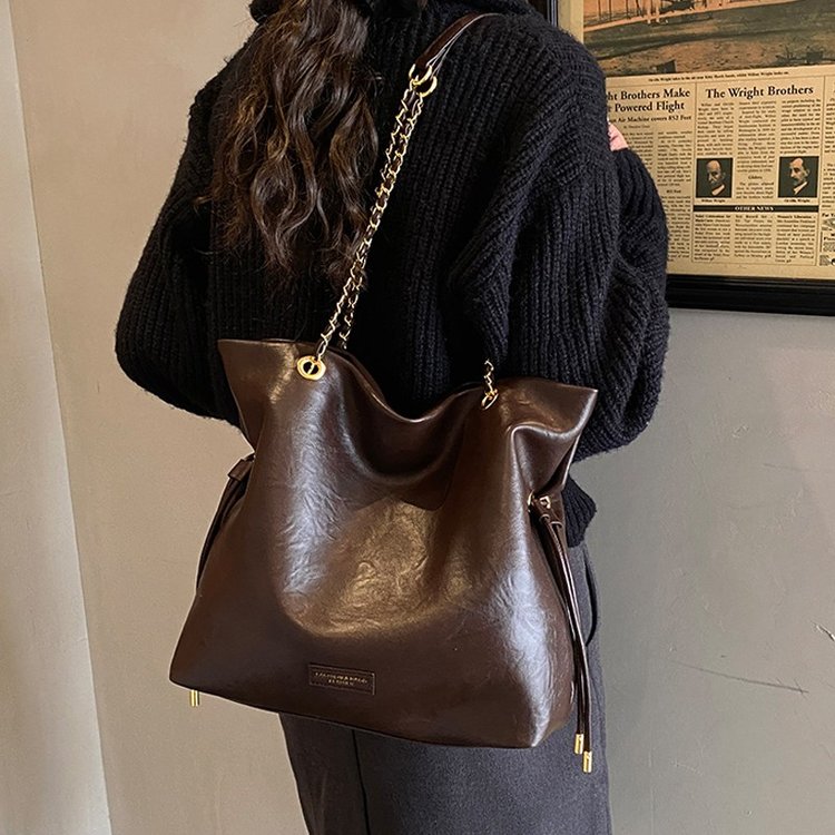 高级感2025新款通用款女包包拉链女秋冬季均码单肩包女性斜挎包包