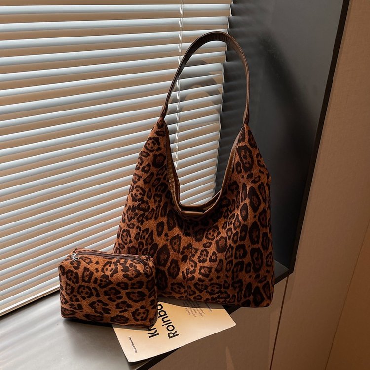 高级感秋冬新款麂皮绒豹纹托特包包小众设计时尚百搭通勤日常通用