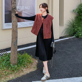 超火黑色连衣裙女春秋2025新款气质轻熟穿搭马甲百褶裙，女装连衣裙，2C032