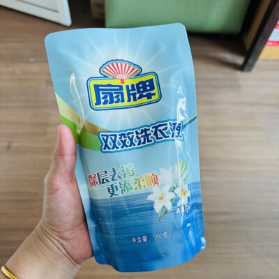 扇牌双效洗衣液500g 清香百合深层去污 护手留香去除静电