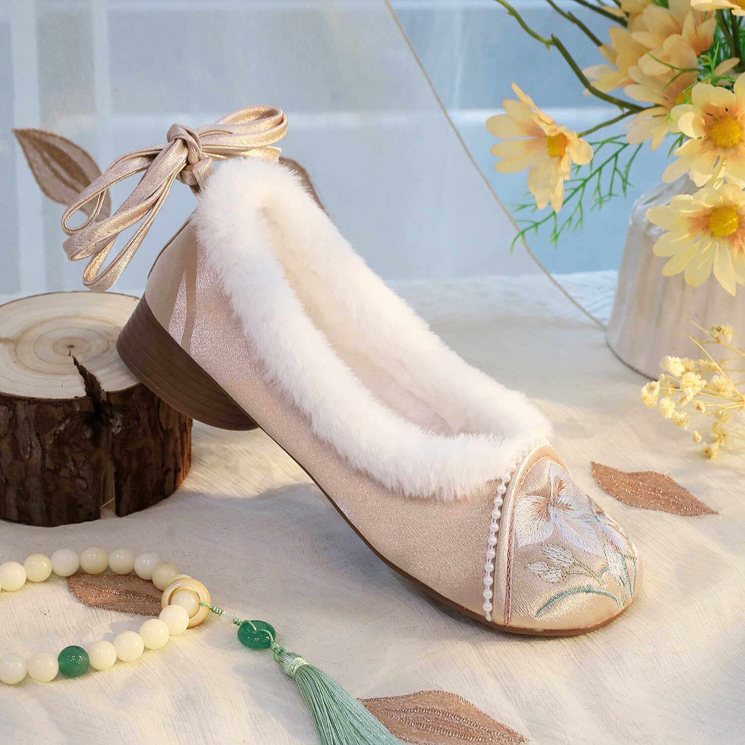 古风绣花鞋冬季加绒老北京布鞋汉服鞋民族风妈妈棉鞋旗袍鞋古装鞋