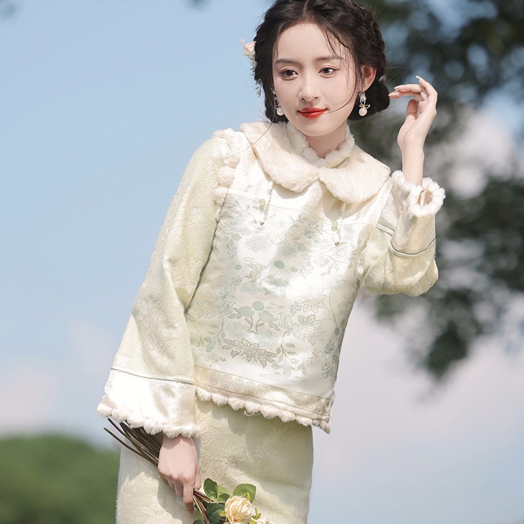 旗袍新款2025新款中国风女装连衣裙国风冬装拜年服新中式马甲套装