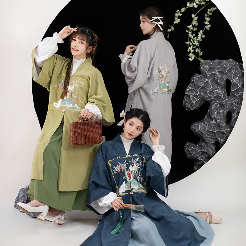花朝记｜兔啾啾｜百搭春秋冬汉服外套｜绣花补子｜明制披袄马面裙