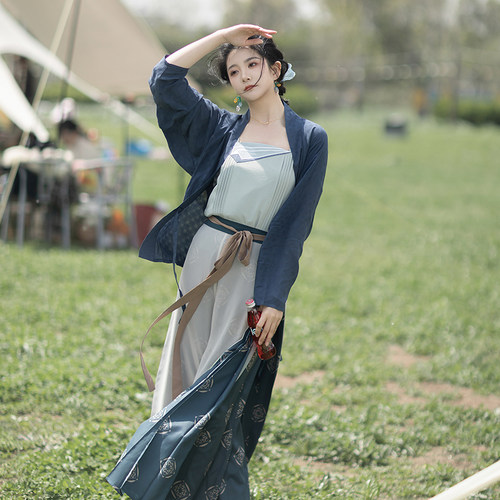 日常汉服宋飞机袖吊带宋裤