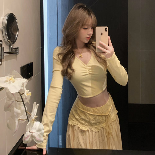 纯欲辣妹显瘦连衣裙春季套装