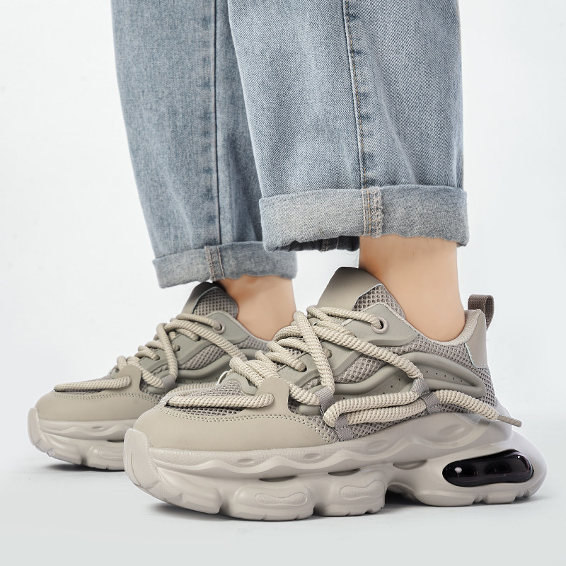 男鞋2026新款春季今年流行爆款小个子显高百搭高端增高厚底老爹鞋