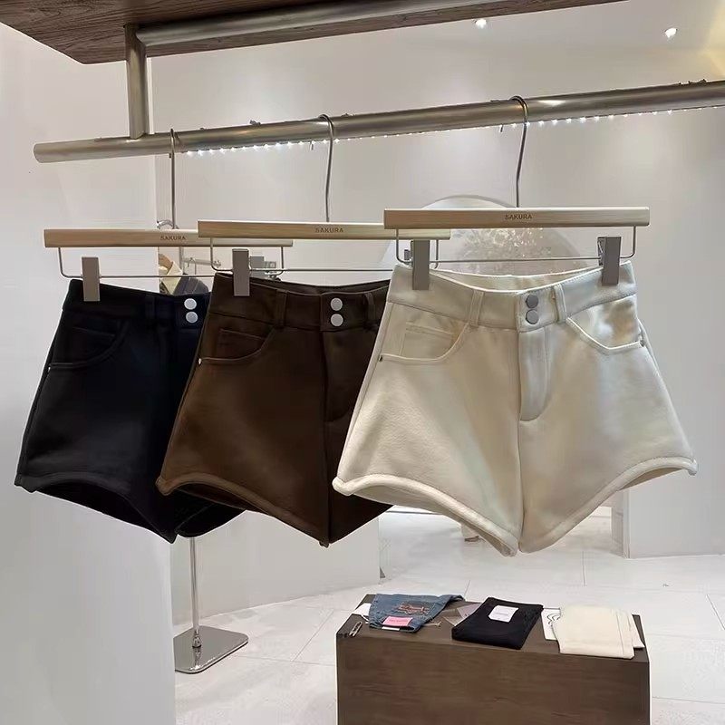 秋冬新款咖色毛呢短裤女2025黑色高腰遮肉显瘦打底靴裤休闲阔腿裤,女装/女士精品,休闲裤,淘宝优惠券,粉丝福利购,淘宝优惠卷