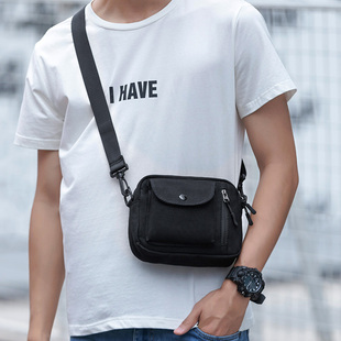 潮牌斜挎包男生ins潮小包迷你港风韩版学生单肩包女斜肩帆布背包