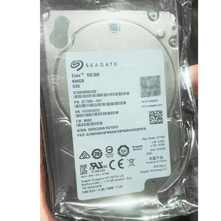 希捷 企业级硬盘 ST600MM0208 600GB 2.5英寸 SAS 10000转 行盘