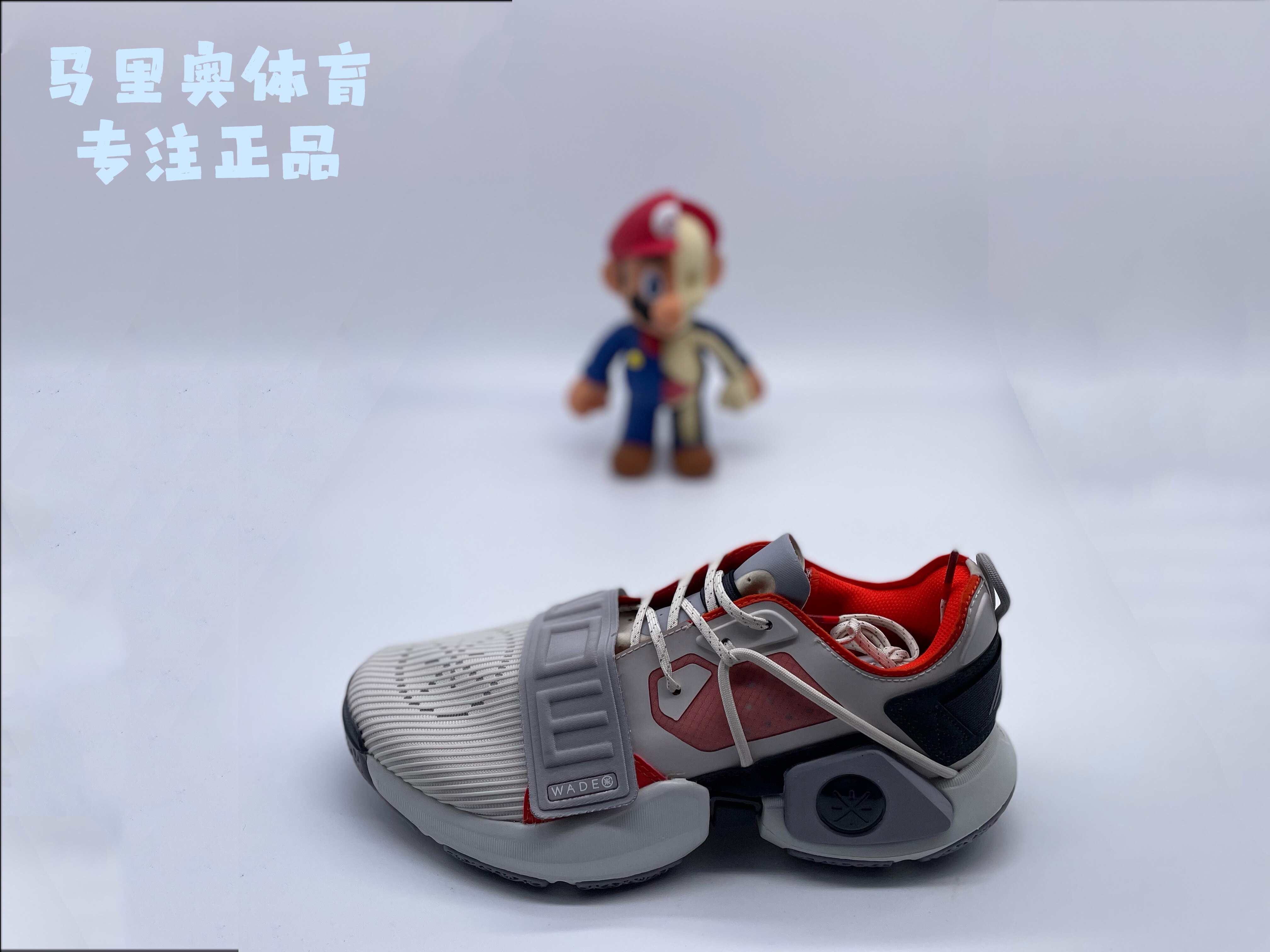 李宁男子缓震耐磨低帮测试推荐