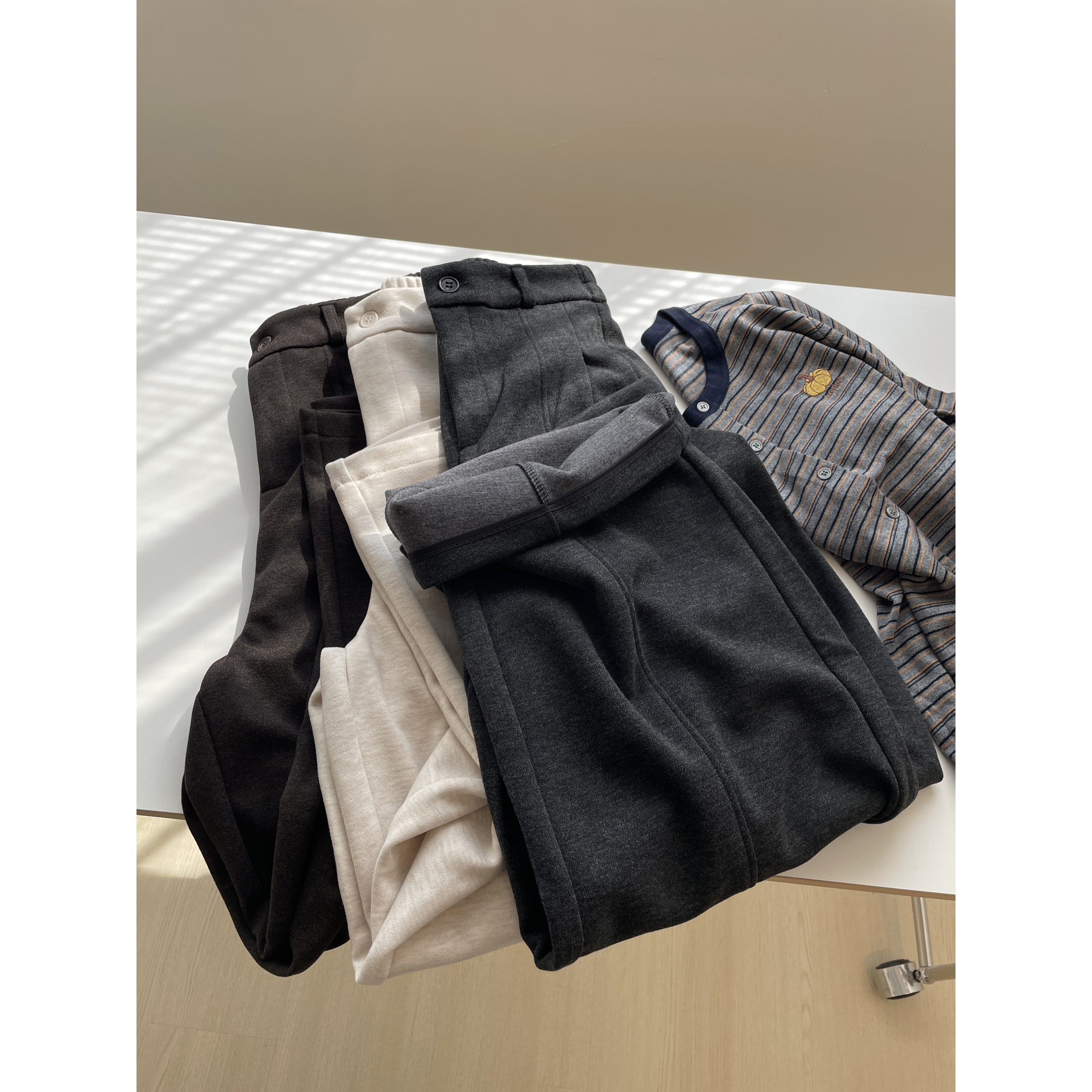 老钱感~醋酸羊毛直筒裤