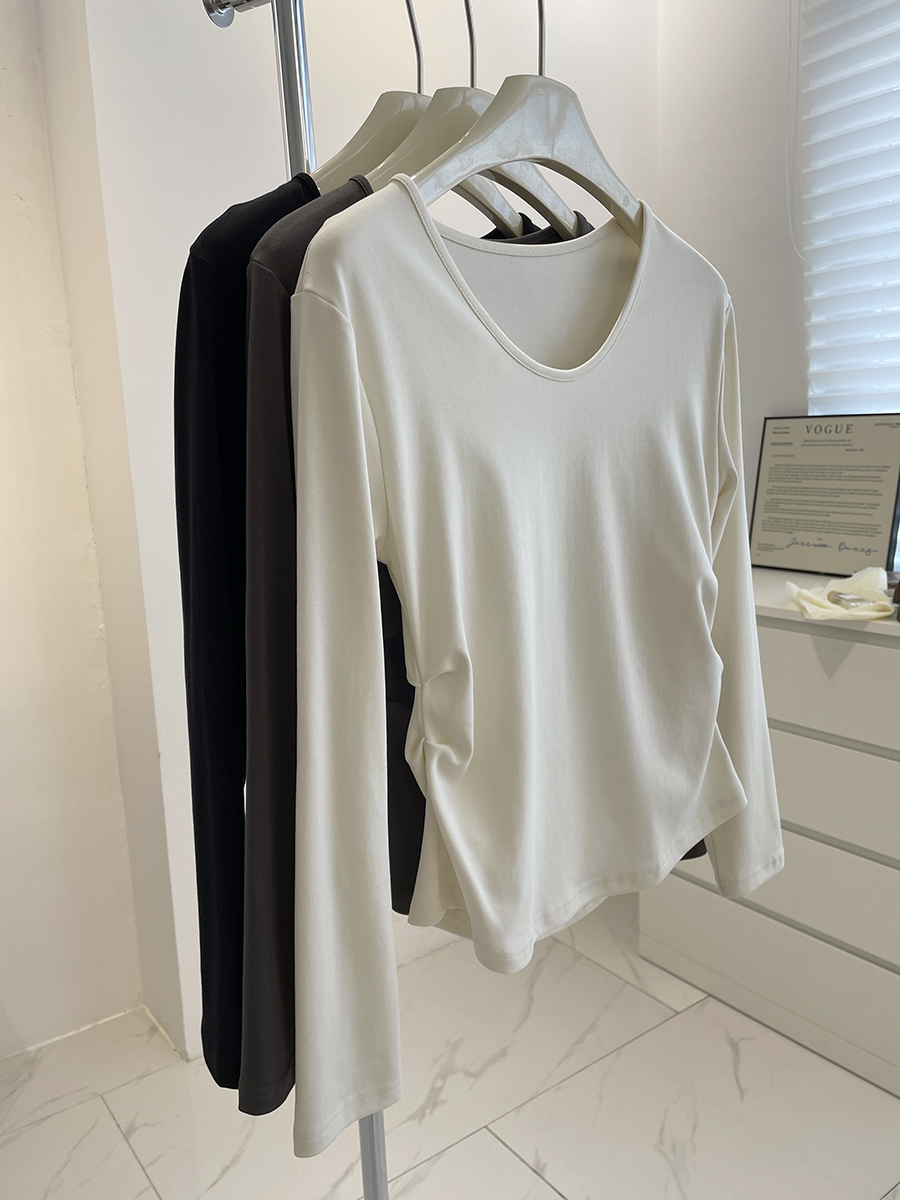 双侧褶皱收腰显瘦长袖打底衫