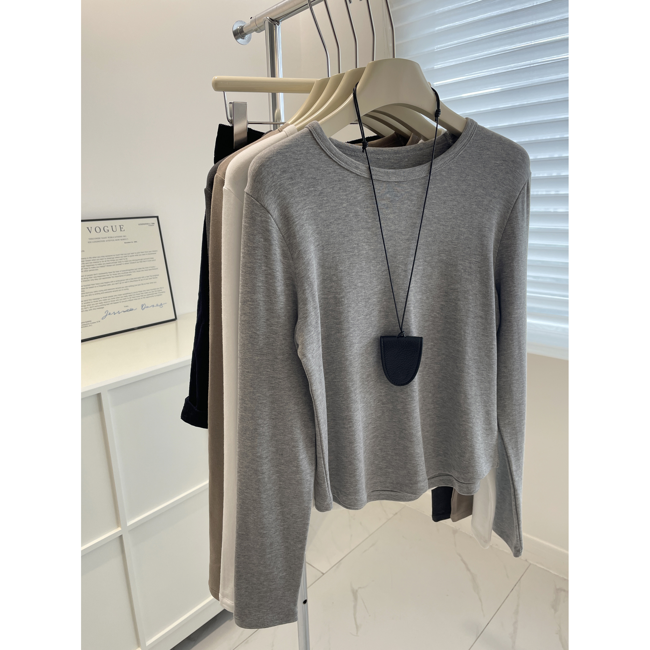 软糯Q弹纯色长袖打底衫