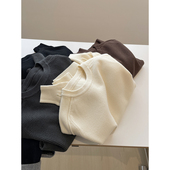 2024冬季 女 百搭显瘦肩线圆领内搭打底毛衣 坑条针织衫 气质插肩袖