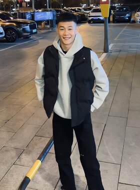 黑色外穿羽绒马甲男立领无