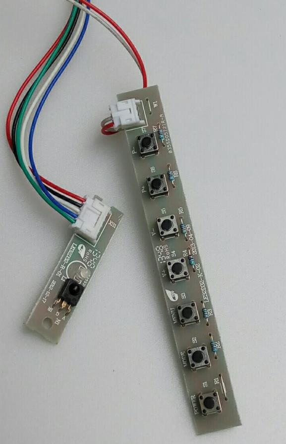 原装熊猫LE32D51A接收板LE32D51A-R-01按键板LE32D51A-K-02 一套 - 实物图