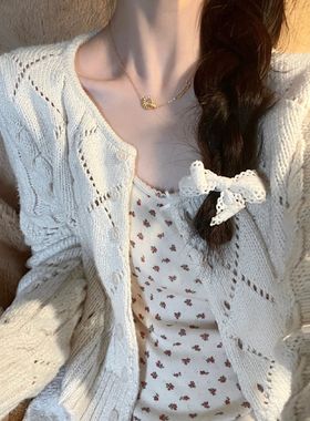 Brandy Girl官网学院风bm米色短款镂空针织开衫毛衣外套女薄款