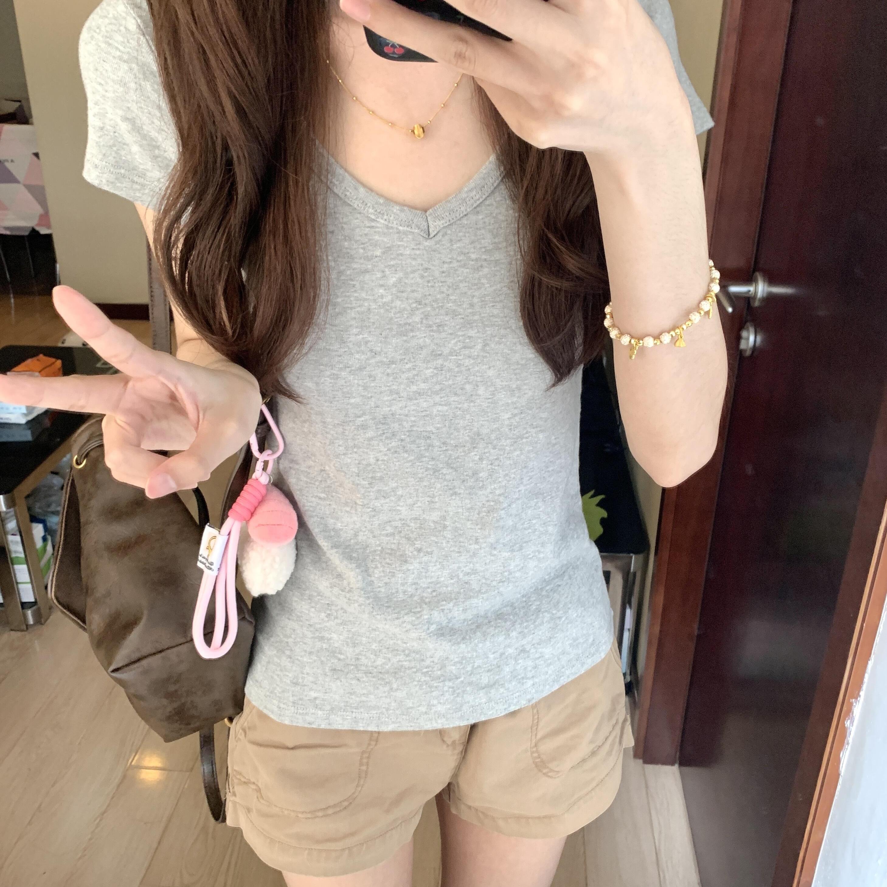 Brandy bm美式辣妹V领正肩短袖T恤女夏季新款高级感修身显瘦上衣