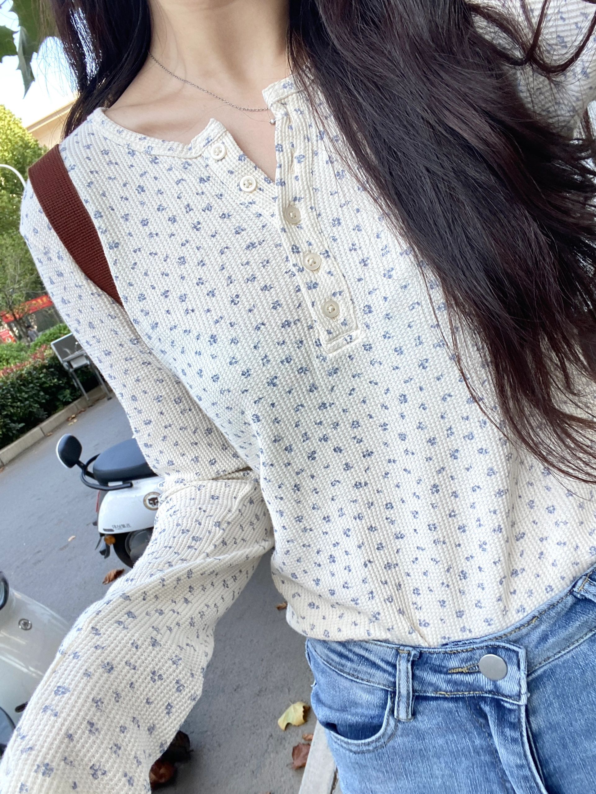 碎花长袖打底衫女圆领