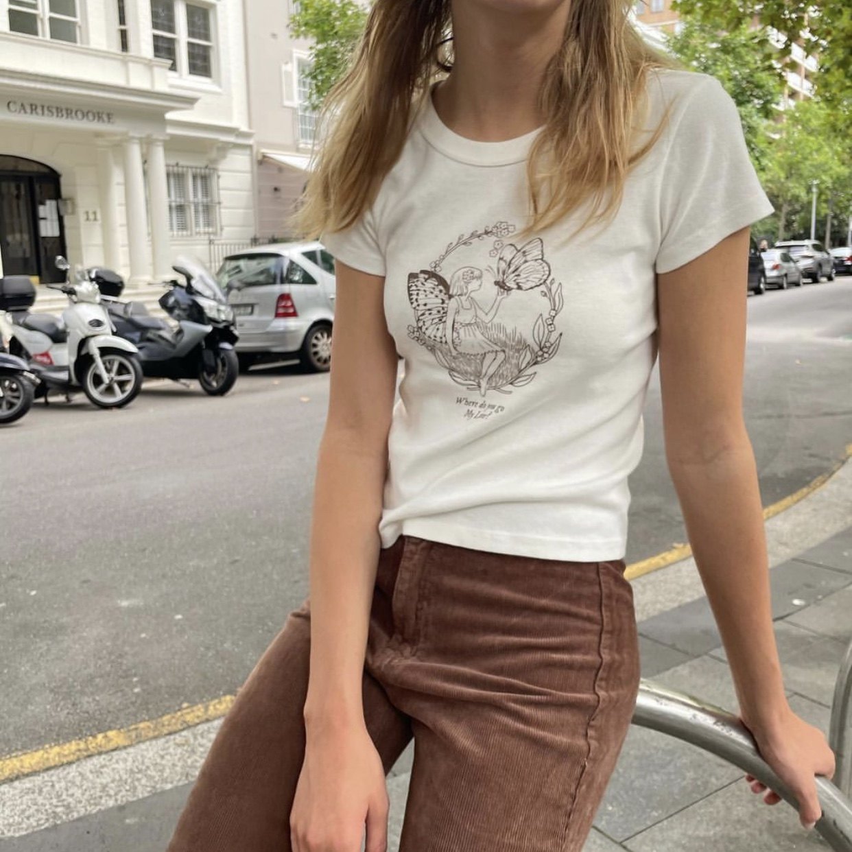 brandy girlbm美式复古蝴蝶仙子印花图案高腰修身t恤
