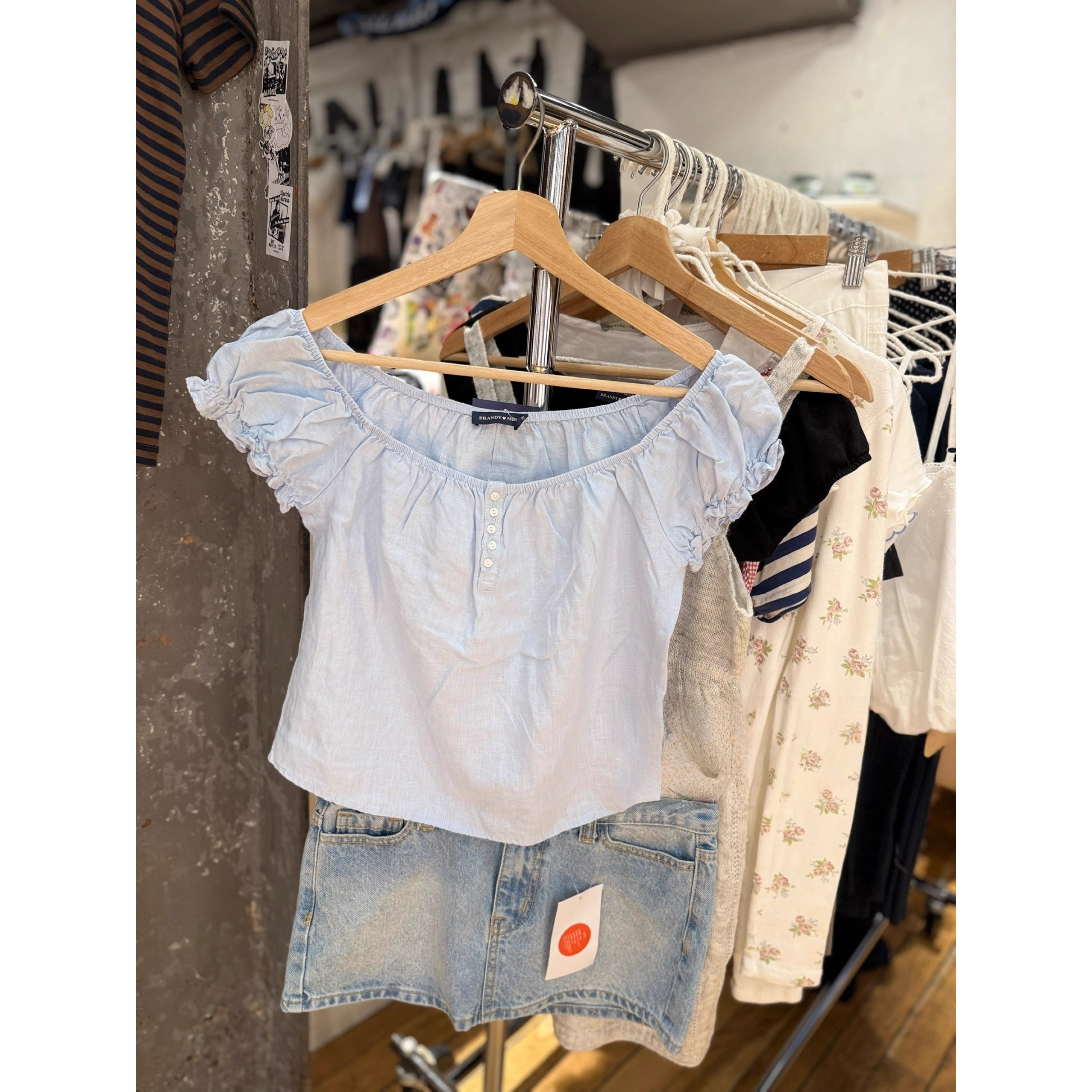 Brandy bm浅蓝亚麻泡泡袖短袖衬衫上衣女bm甜美显瘦三粒扣短款T恤