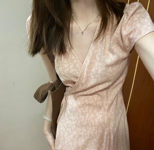 Brandy Girl温柔风bm连衣裙女夏季法式复古V领泡泡袖中长款茶歇裙