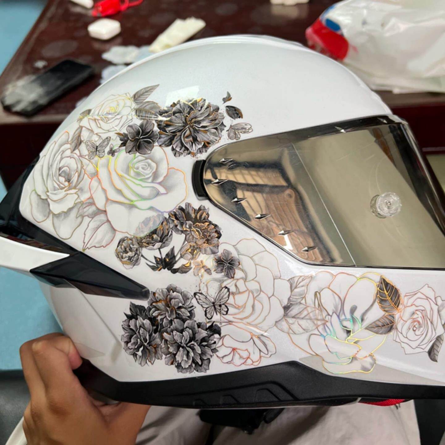 黑夜繁花镭射烫金头盔车身贴纸花朵汽车摩托划痕遮挡遮盖3d立体贴,摩托车/装备/配件,贴纸/贴膜,淘宝优惠券,粉丝福利购,淘宝优惠卷