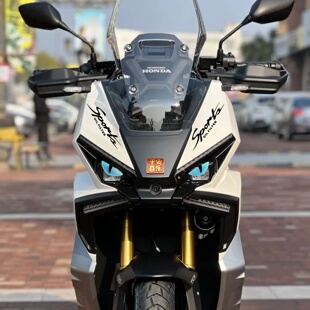 适用本田NS150XC摩托车头拉花贴纸改装饰夜光眼睛立体平安喜乐贴