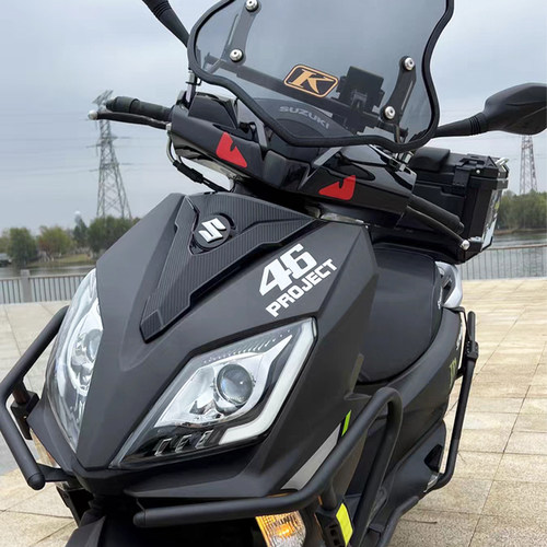 用铃木UY125摩托车头盔贴纸反光