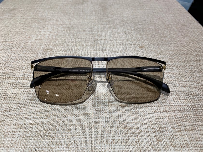 石头镜40年厂家天然水晶时尚个性男款茶色防辐射手机护目太阳眼镜