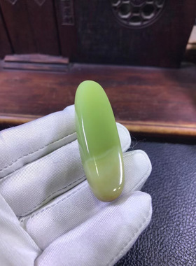 和田玉东北透闪石玉黄绿肉原石析木黄绿河磨玉吊坠挂坠纯天然23克