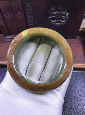 析木绿河磨玉满皮手镯56口95克和田玉东北籽料透闪石玉手镯厂家