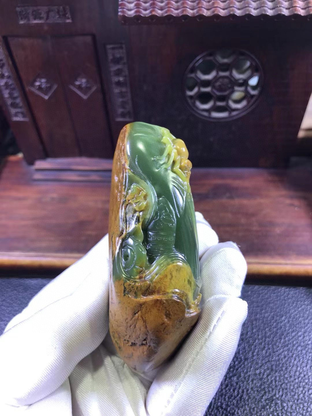 析木绿河磨玉独籽料蜘蛛手把件187克厂家直销定制定做结构均匀