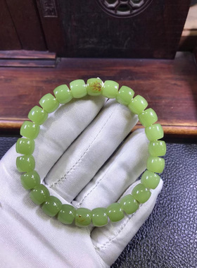 东北籽料透闪石玉析木黄绿河磨玉画龙料老形手串手链35克厂家直销