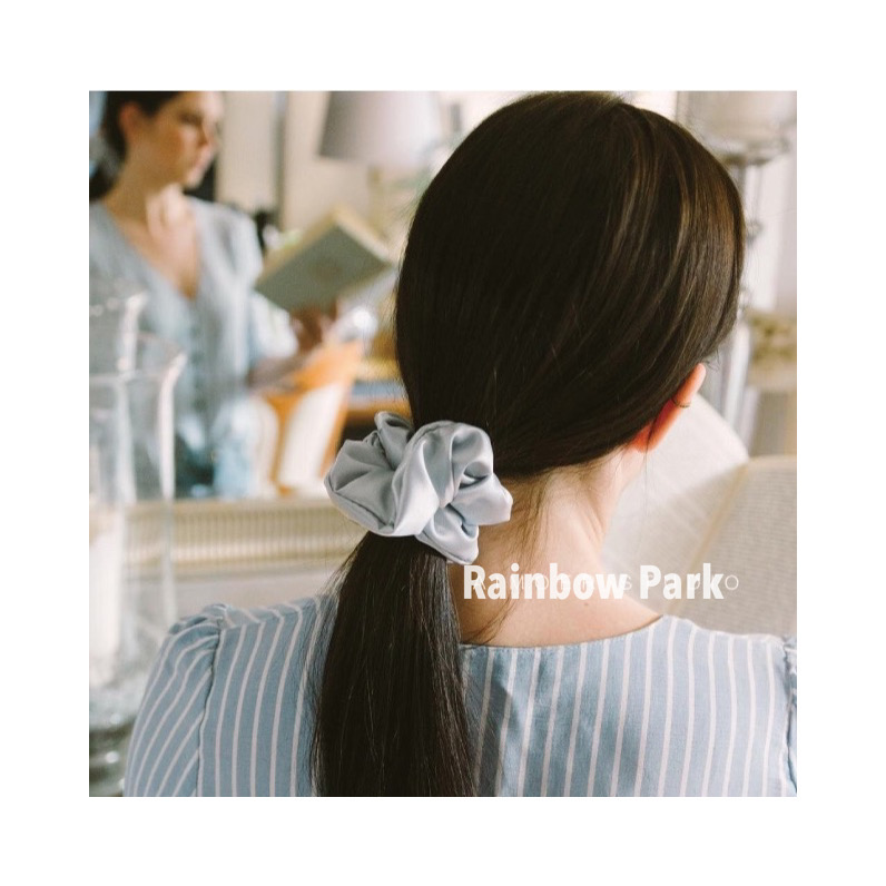 莫兰迪色大肠圈发绳桑蚕丝丸子头