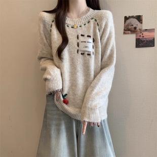 软糯毛衣女秋冬大码 韩系明线设计针织衫 微胖mm宽松减龄慵懒风上衣