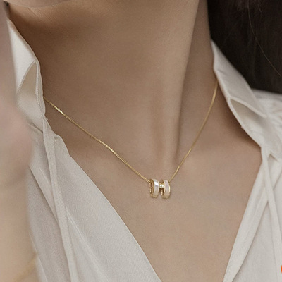 奥特莱斯捡漏小众设计贝壳锆石字母H项链女高级感轻奢颈链锁骨链